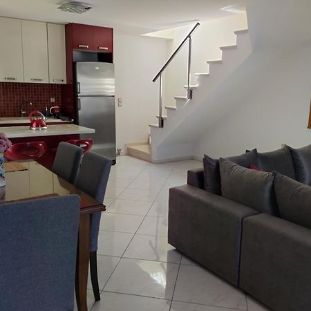 ארגוסטולי Maria'S City Villa מראה חיצוני תמונה
