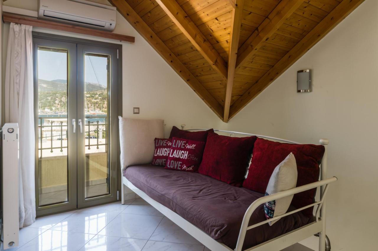 ארגוסטולי Maria'S City Villa מראה חיצוני תמונה